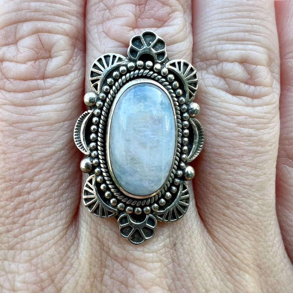 Estate Sterling Silver Moonstone Large Oval Ornate Ring Size 7.25